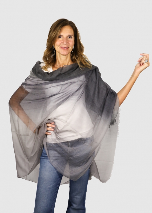 Stola In Cashmere Voile Ultralight Sfumata Grigio